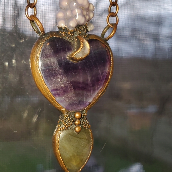 Fluorite Labradorite & Grape Agate Crystal Necklace - Picture 6 of 6